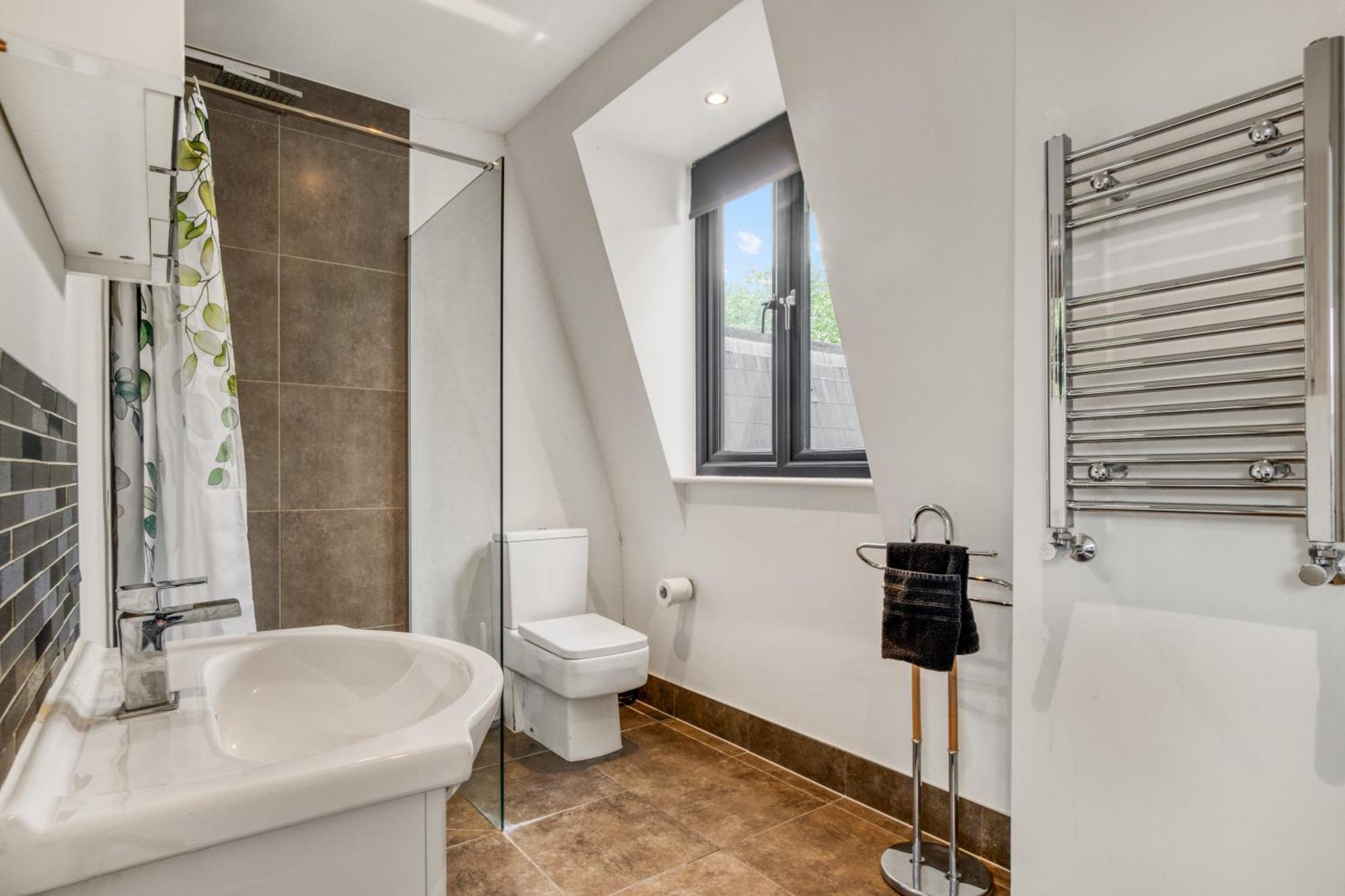 Bright & Glamorous 1br 1ba Private Balcony Apartamento *