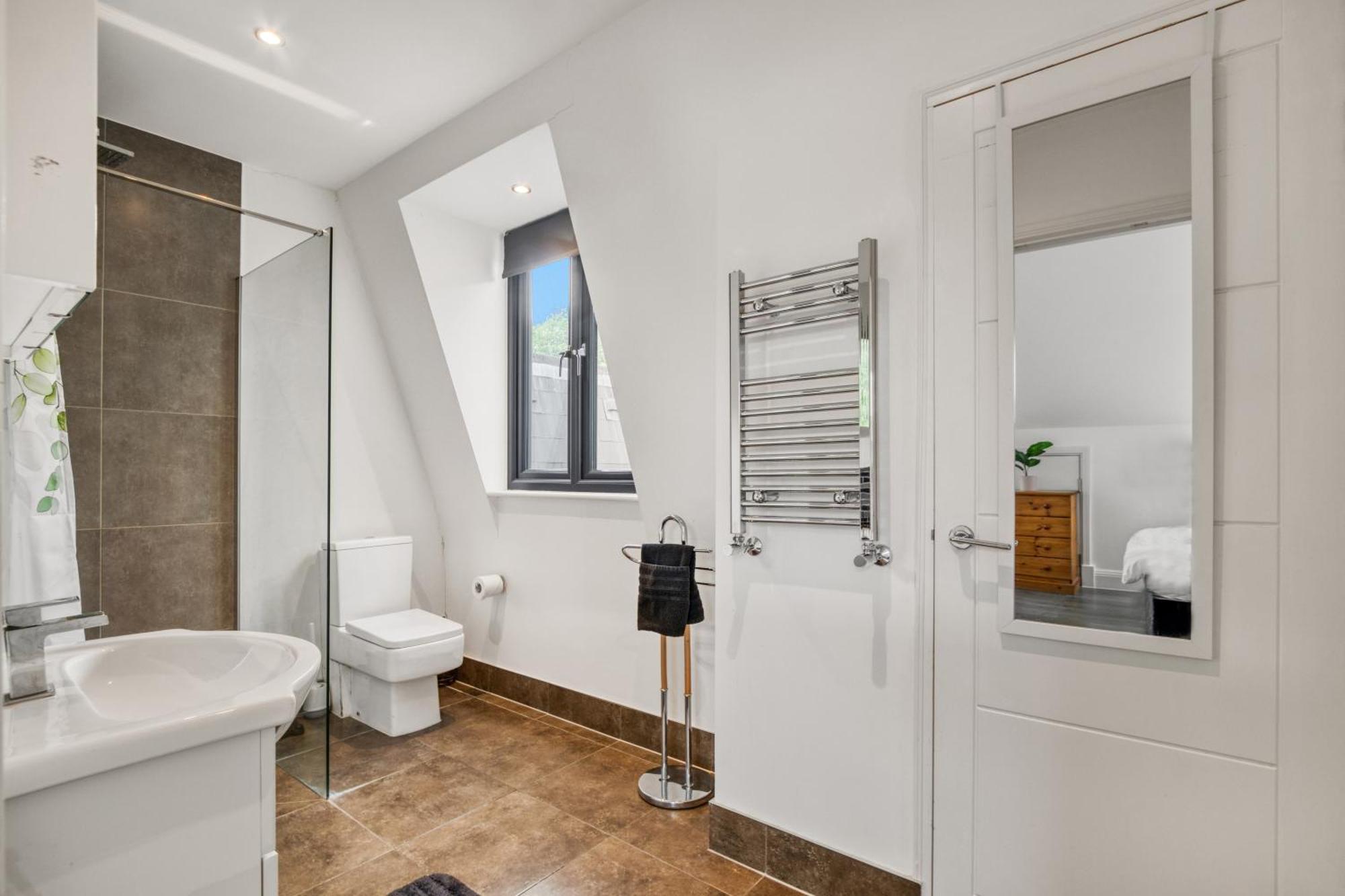 Apartamento Bright & Glamorous 1br 1ba Private Balcony Londres