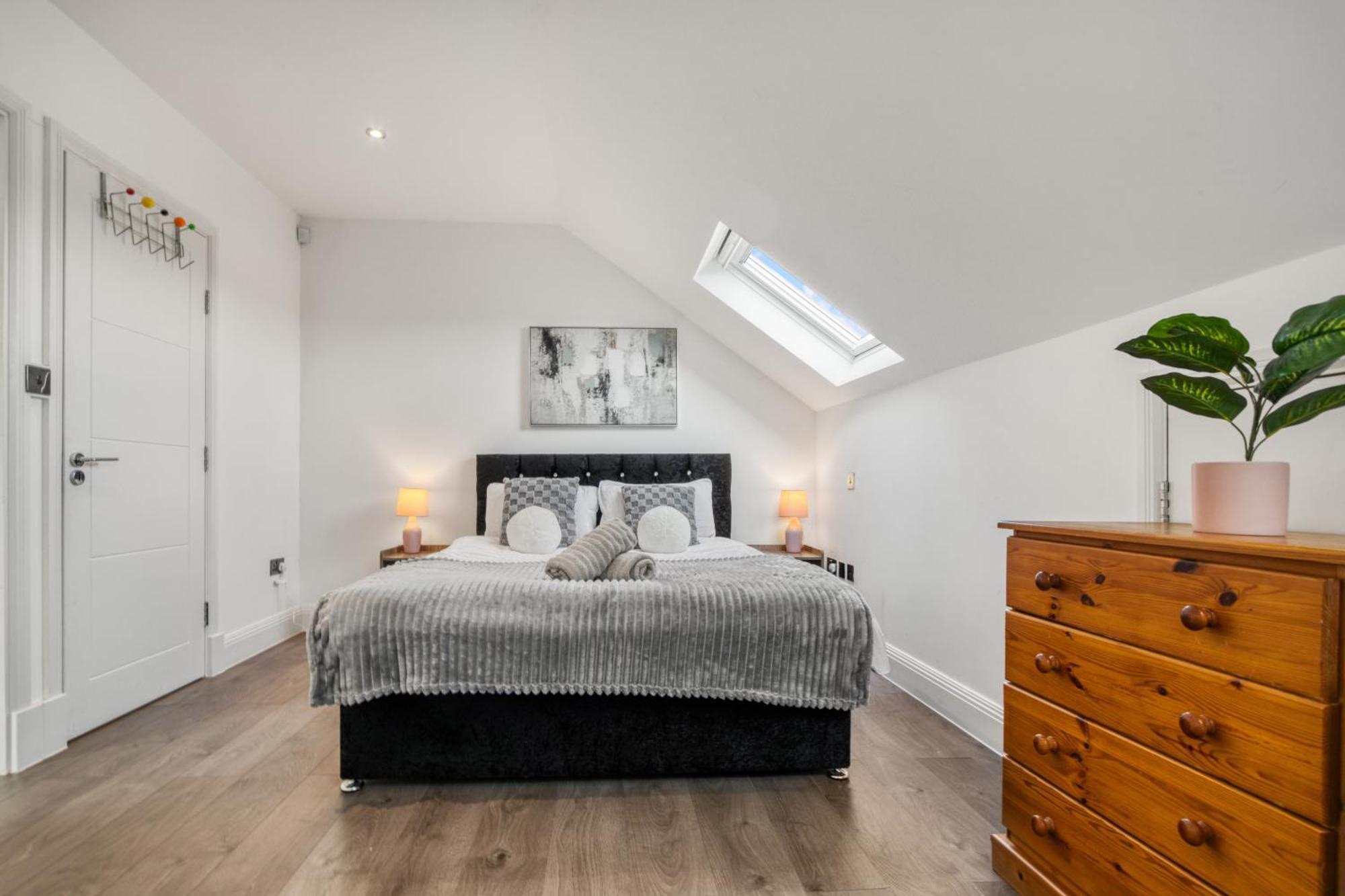 Bright & Glamorous 1br 1ba Private Balcony * Londres